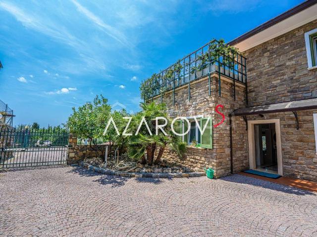 Villa Indipendente in affitto a Bordighera, Liguria