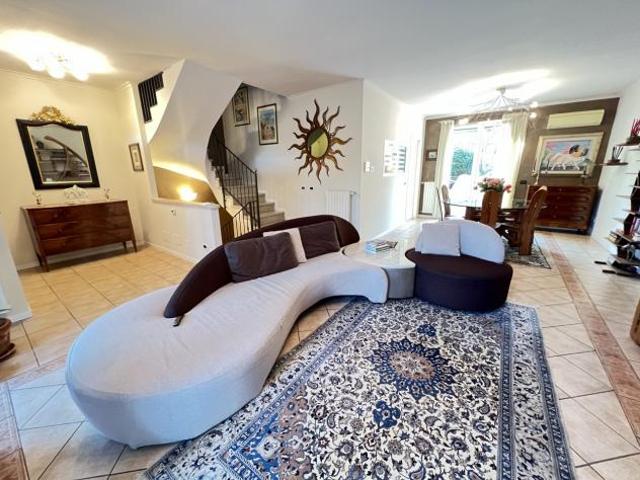 Villa Indipendente in affitto a Botticino Sera, Botticino