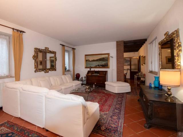 Villa Indipendente in affitto a Zona Sud, Brescia