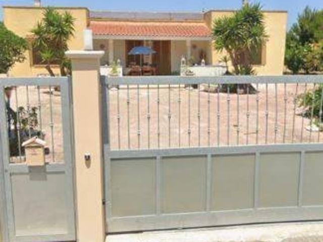 Villa Indipendente in affitto a Casale, Puglia