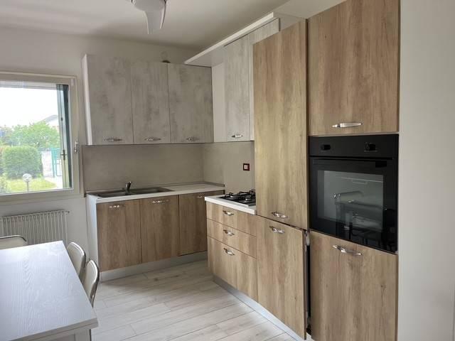 Villa Indipendente in affitto a Caldogno, Veneto