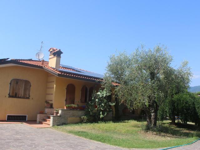 Villa Indipendente in affitto a Camaiore, Toscana