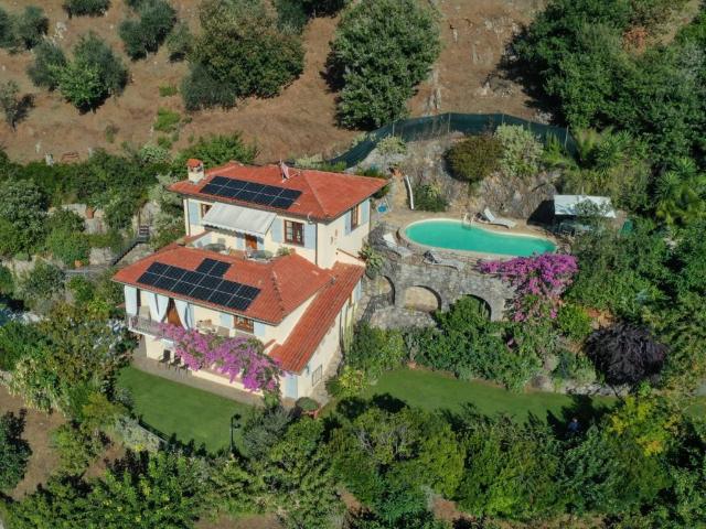 Villa Indipendente in affitto a Buchignano, Camaiore