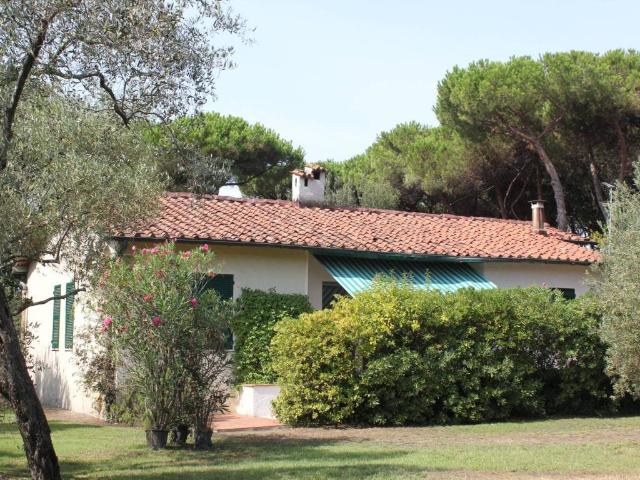 Villa Indipendente in affitto a Camaiore, Toscana