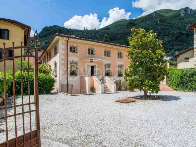 Villa Indipendente in affitto a Campello Sul Clitunno, Umbria
