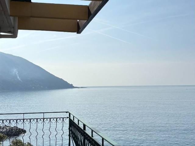 Villa Indipendente in affitto a Migliaro, Camogli