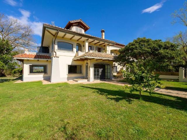 Villa Indipendente in affitto a Roma Capitale, Lazio