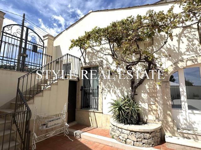 Villa Indipendente in affitto a Canicattini Bagni, Sicilia