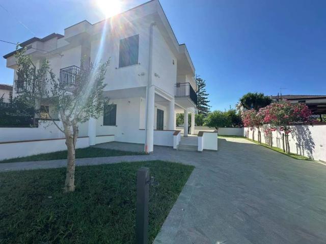 Villa Indipendente in affitto a Laura, Capaccio