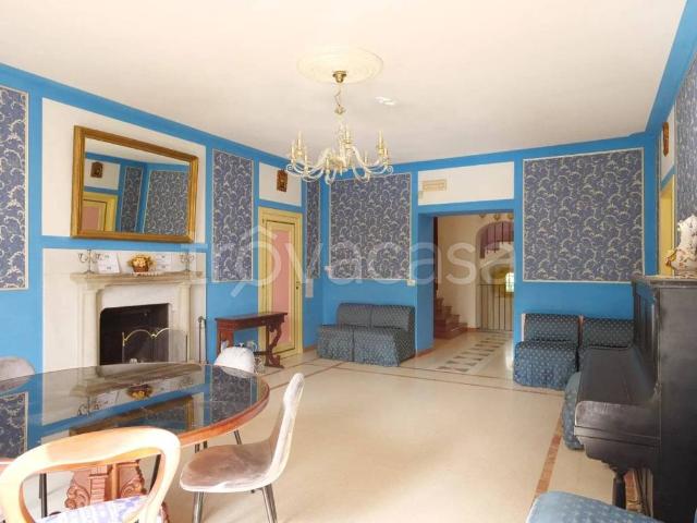 Villa Indipendente in affitto a Capaccio, Campania