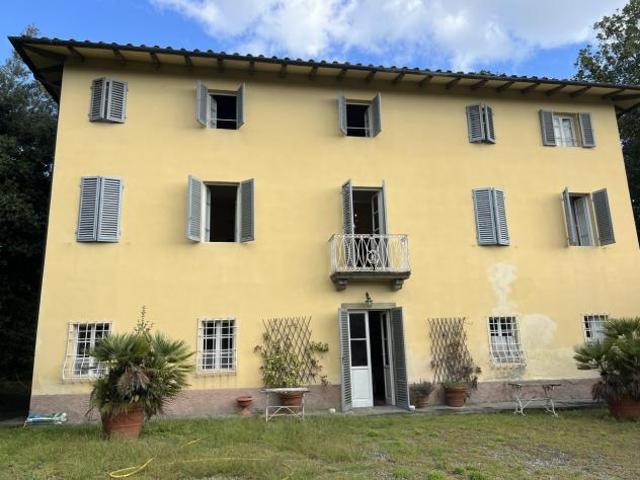 Villa Indipendente in affitto a Capannori, Toscana