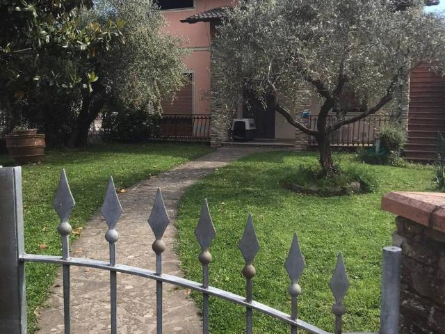 Villa Indipendente in affitto a Tassignano, Capannori