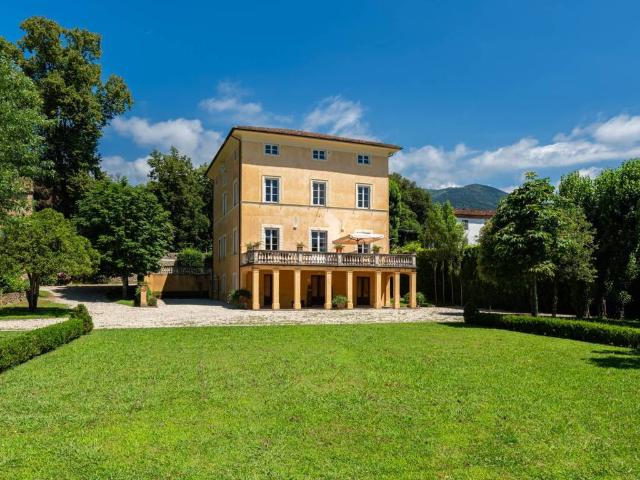 Villa Indipendente in affitto a Capannori, Toscana