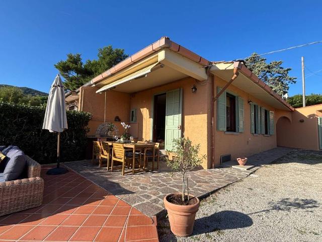 Villa Indipendente in affitto a Capoliveri, Toscana