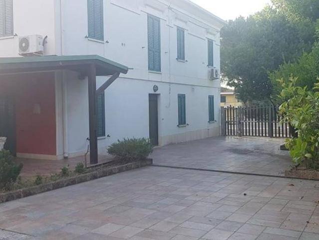 Villa Indipendente in affitto a Moscufo, Abruzzo