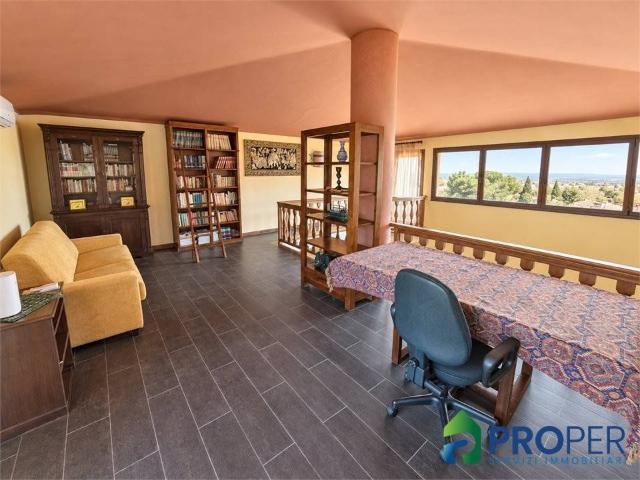 Villa Indipendente in affitto a Carini, Sicilia