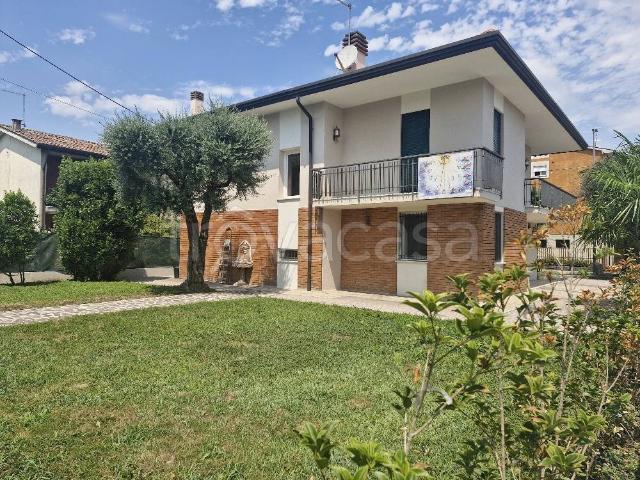 Villa Indipendente in affitto a Carmignano Di Brenta, Veneto