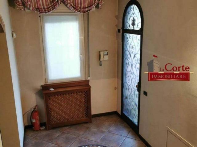 Villa Indipendente in affitto a Cassina Pertusella, Caronno Pertusella