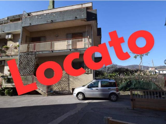 Villa Indipendente in affitto a Castel San Giorgio, Campania