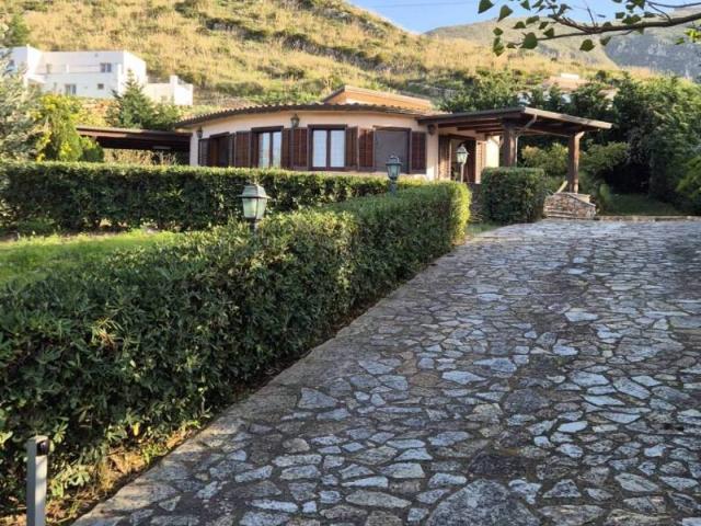Villa Indipendente in affitto a Castellammare Del Golfo, Sicilia