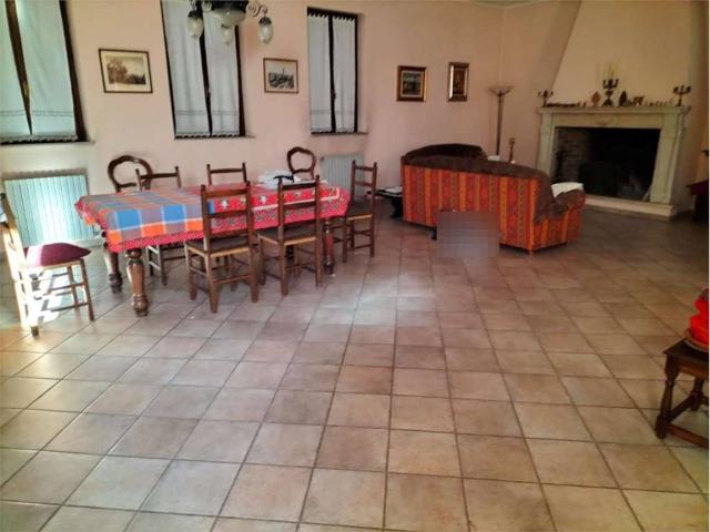 Villa Indipendente in affitto a Castegnate, Castellanza