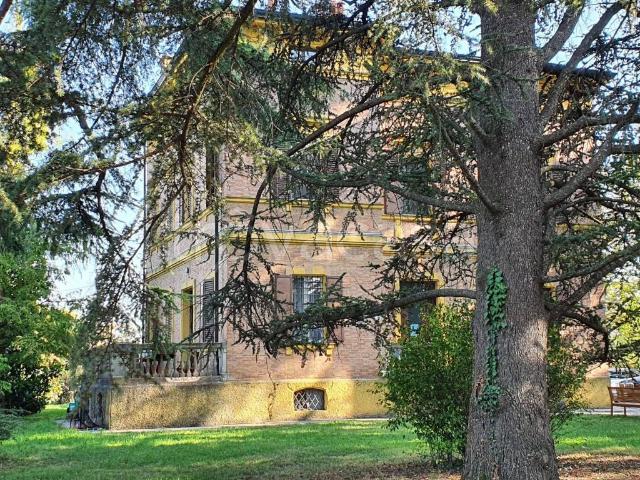 Villa Indipendente in affitto a Unione di comuni Terre di Castelli, Castelnuovo Rangone