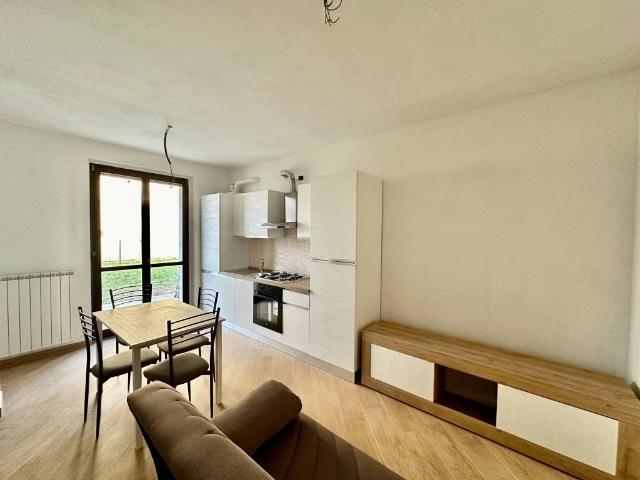 Villa Indipendente in affitto a Castelvetro Piacentino, Reggio Emilia