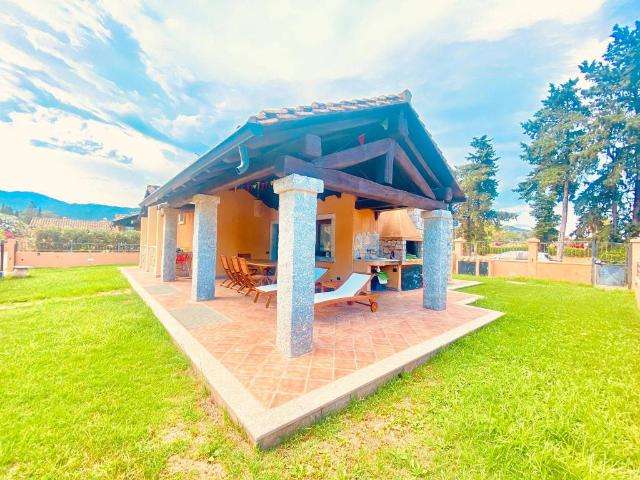Villa Indipendente in affitto a Castiadas, Sardigna/Sardegna