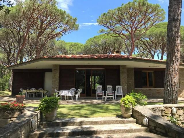 Villa Indipendente in affitto a Castiglione Della Pescaia, Toscana