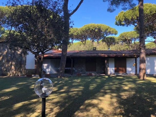 Villa Indipendente in affitto a Castiglione Della Pescaia, Toscana
