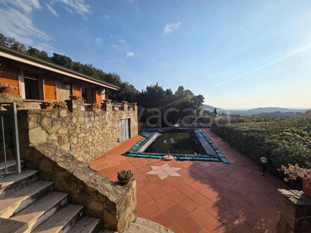 Villa Indipendente in affitto a Campello Sul Clitunno, Umbria