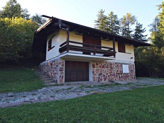 Villa Indipendente in affitto a Comunità territoriale della Val di Fiemme, Daiano