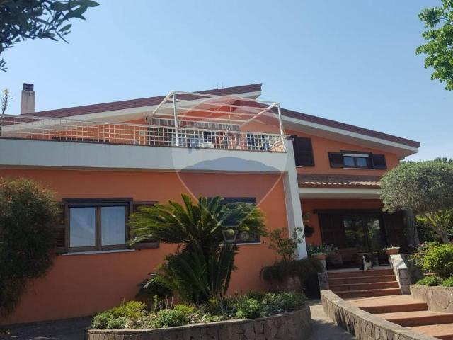 Villa Indipendente in affitto a Centola, Campania