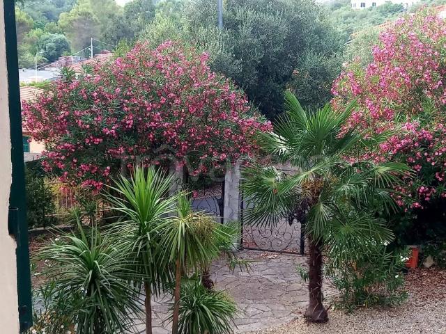 Villa Indipendente in affitto a Fabbreria, Campello Sul Clitunno