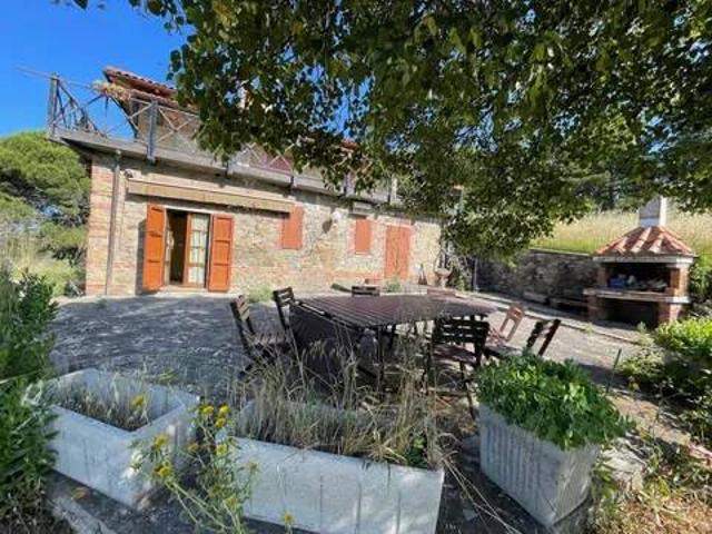 Villa Indipendente in affitto a Civitella in Val di Chiana, Albergo
