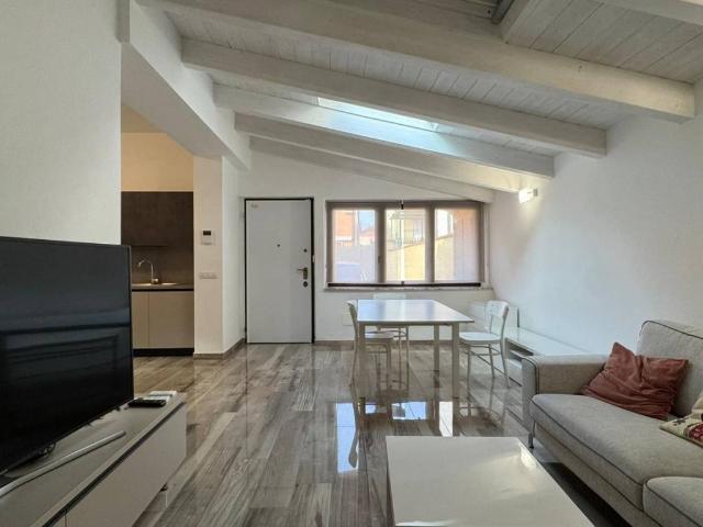 Villa Indipendente in affitto a Vimodrone, Milano