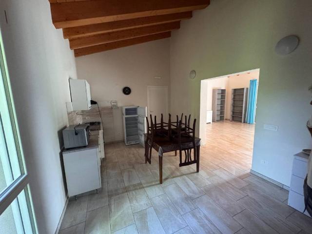 Villa Indipendente in affitto a Unione Comuni Modenesi Area Nord, Concordia Sulla Secchia