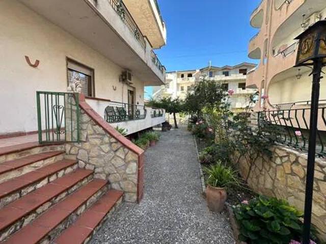 Villa Indipendente in affitto a Calabria, Reggio Calabria