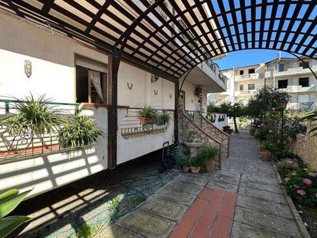 Villa Indipendente in affitto a Calabria, Reggio Calabria