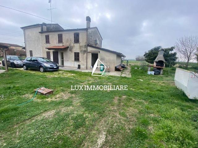 Villa Indipendente in affitto a Unione dei comuni della Bassa Romagna, Conselice