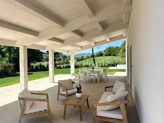 Villa Indipendente in affitto a Vecciano, Coriano