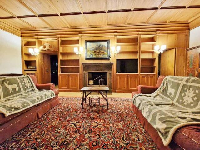Villa Indipendente in affitto a Crignes, Cortina D'ampezzo