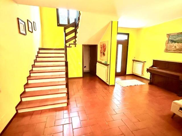 Villa Indipendente in affitto a Zaist, Cremona