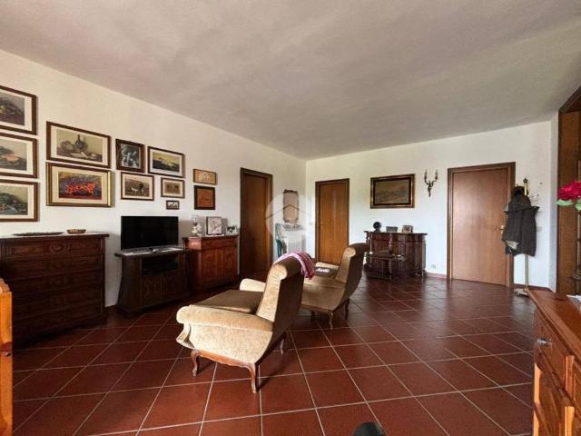 Villa Indipendente in affitto a Eremo, Curtatone