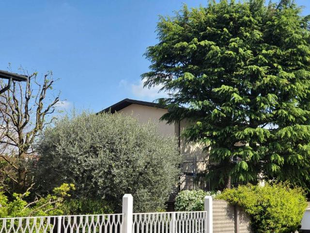 Villa Indipendente in affitto a Olcella, Dairago