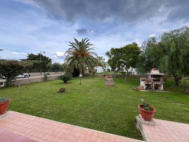Villa Indipendente in affitto a Calabria, Catanzaro