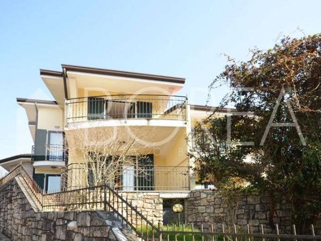 Villa Indipendente in affitto a Visogliano / Vižovlje, Aurisina