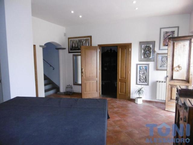 Villa Indipendente in affitto a Unione dei Comuni Circondario dell'Empolese Valdelsa, Empoli