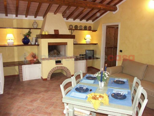 Villa Indipendente in affitto a Unione dei Comuni Circondario dell'Empolese Valdelsa, Empoli