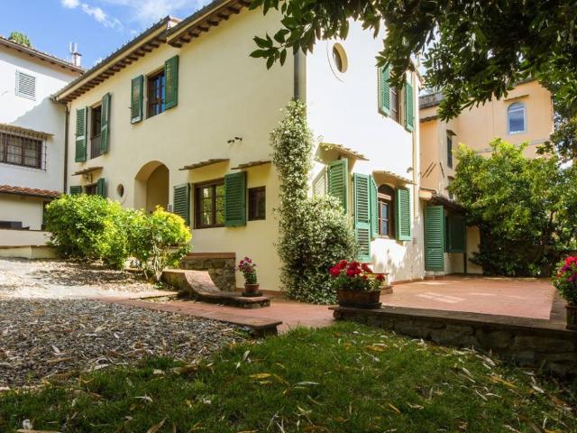 Villa Indipendente in affitto a Maiano, Fiesole